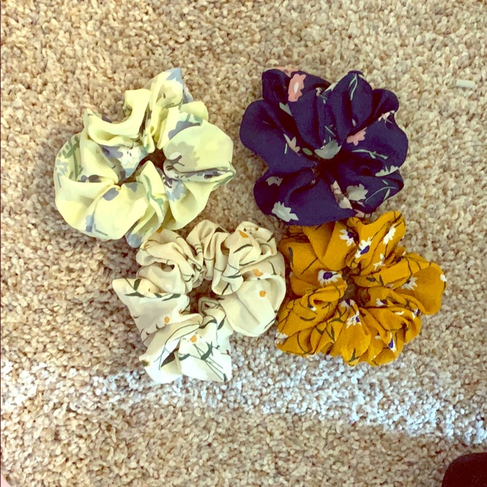 Floral scrunchies